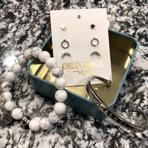 Kinsley Armelle Bundle